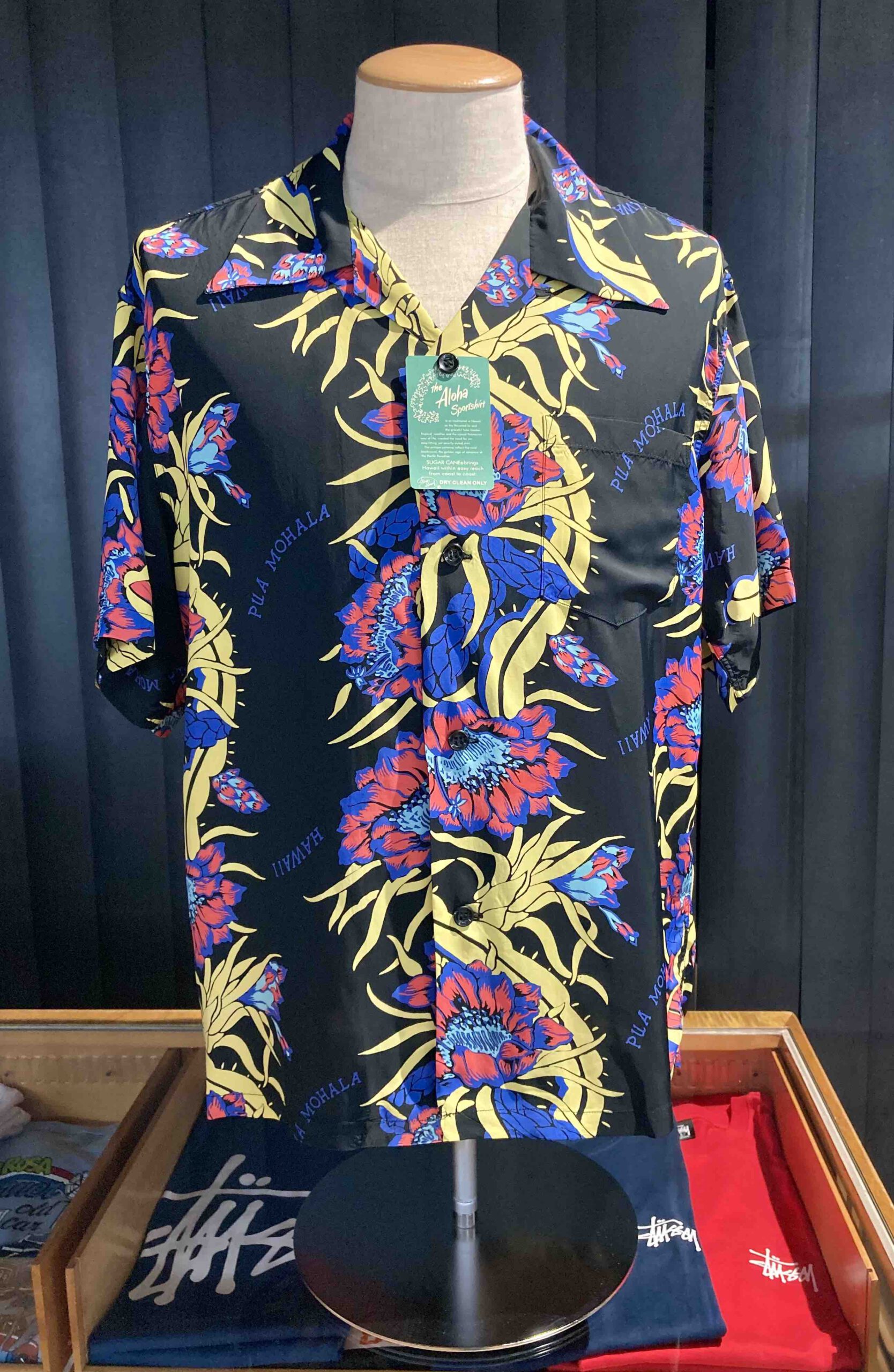 Sun Surf Hawaiian Palomino Gross wear kurzarm „Pua Mohala“ – Shirt, 1950\'s real Knopfleiste Hemd und mit Reverskragen